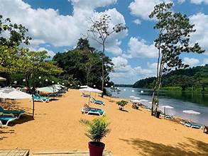 Afobaka resort